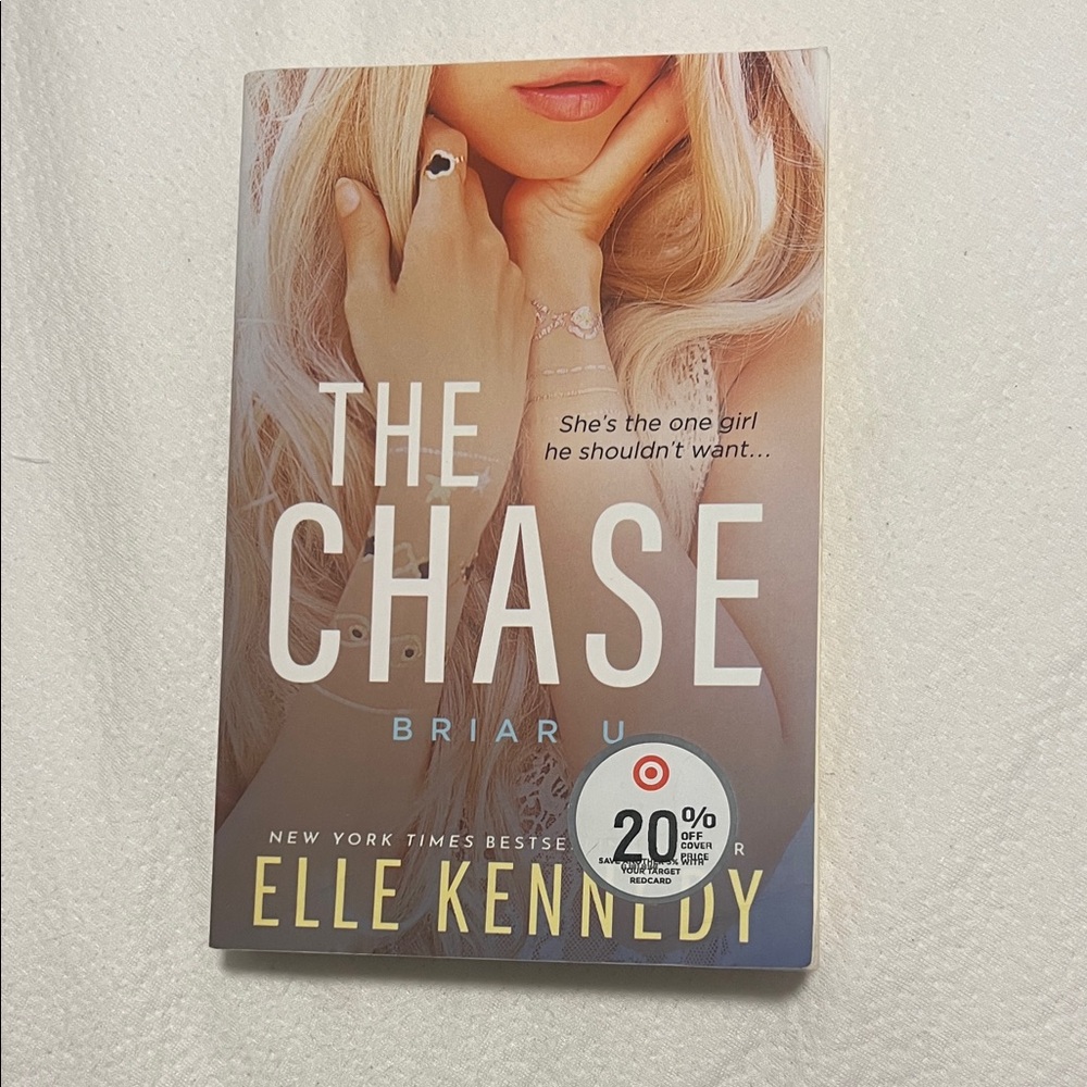 The Chase by Elle Kennedy Book